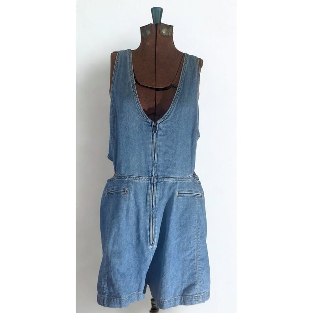 Vintage-Style Levi’s Denim Romper, XL, Zip Front, 80% Cotton, 20% Hemp